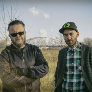 Listen to Nara song with lyrics from Sztuczne Książki