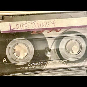 Sarit的專輯Love Junkie