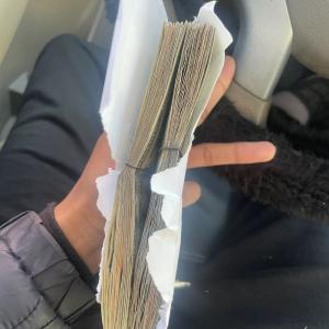 收聽Lotto的Yeen Gotta Fit In (Explicit)歌詞歌曲