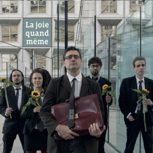 Listen to The Rosses song with lyrics from Ressources Humaines