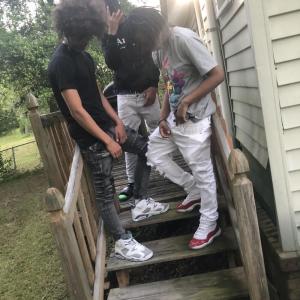 收聽Ycn sosa的400 (Explicit)歌詞歌曲