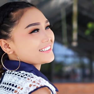 收听DJ Suhadi Remix的KANG KAJI GAUL (Remix Version)歌词歌曲