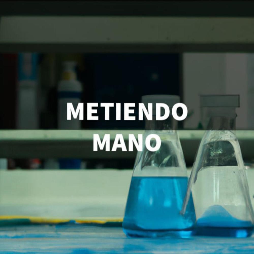 Metiendo Mano
