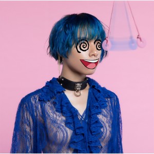 收聽女王蜂的Hypnotize歌詞歌曲