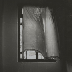 Dengarkan lagu 권태 (Explicit) nyanyian 오베르 dengan lirik