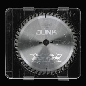 ดาวน์โหลดและฟังเพลง JUNK พร้อมเนื้อเพลงจาก THIRD 2HIFT