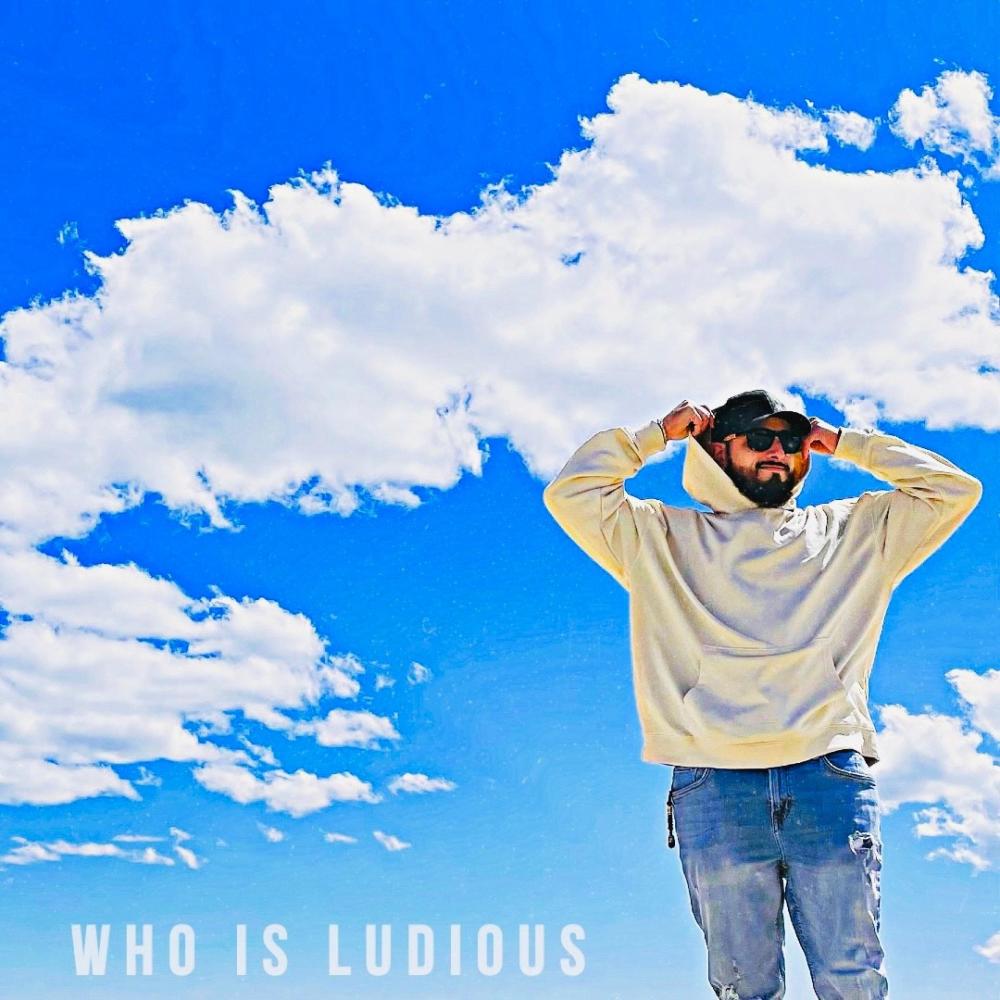 Born For This (feat. Hollow Da Don, Money Bagz & Rich Luciano) (Explicit)
