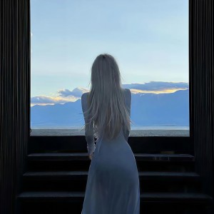 Listen to 口水旋律voI.65 song with lyrics from 电音老明