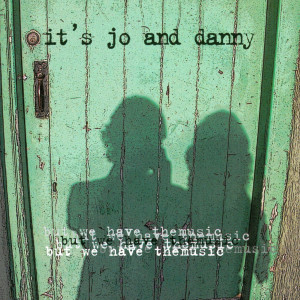 ดาวน์โหลดและฟังเพลง Kiss My Shadow พร้อมเนื้อเพลงจาก Its Jo