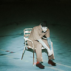 ดาวน์โหลดและฟังเพลง Paradise พร้อมเนื้อเพลงจาก Lake Hills
