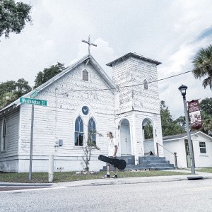 default playlist img