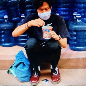 ดาวน์โหลดและฟังเพลง Aku Rasa Kita Selamanya พร้อมเนื้อเพลงจาก Hindia