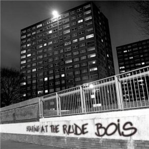 收聽Gallows的Staring at the Rude Bois (feat. Lethal Bizzle) (Jah Wobble Remix)歌詞歌曲