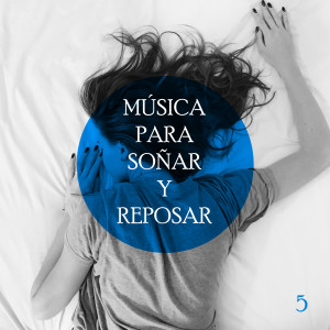 Listen to CANCIÓN DE SETIEMBRE song with lyrics from The Voices of Robert MacDonald