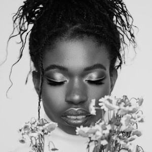 Listen to Killing Me Softly (Remix) song with lyrics from Chiny Logan