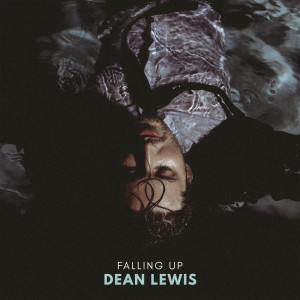 ดาวน์โหลดและฟังเพลง Falling Up พร้อมเนื้อเพลงจาก Dean Lewis