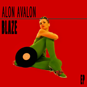 Dengarkan lagu In The Dark (True Stories Mix) nyanyian Alon Avalon dengan lirik