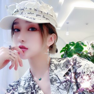 Listen to 玫瑰少年 (说唱版) song with lyrics from 叶景秋