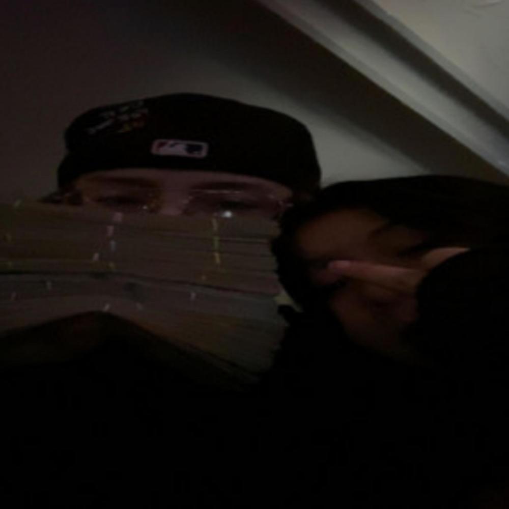 loser prod. solxmn (Explicit)