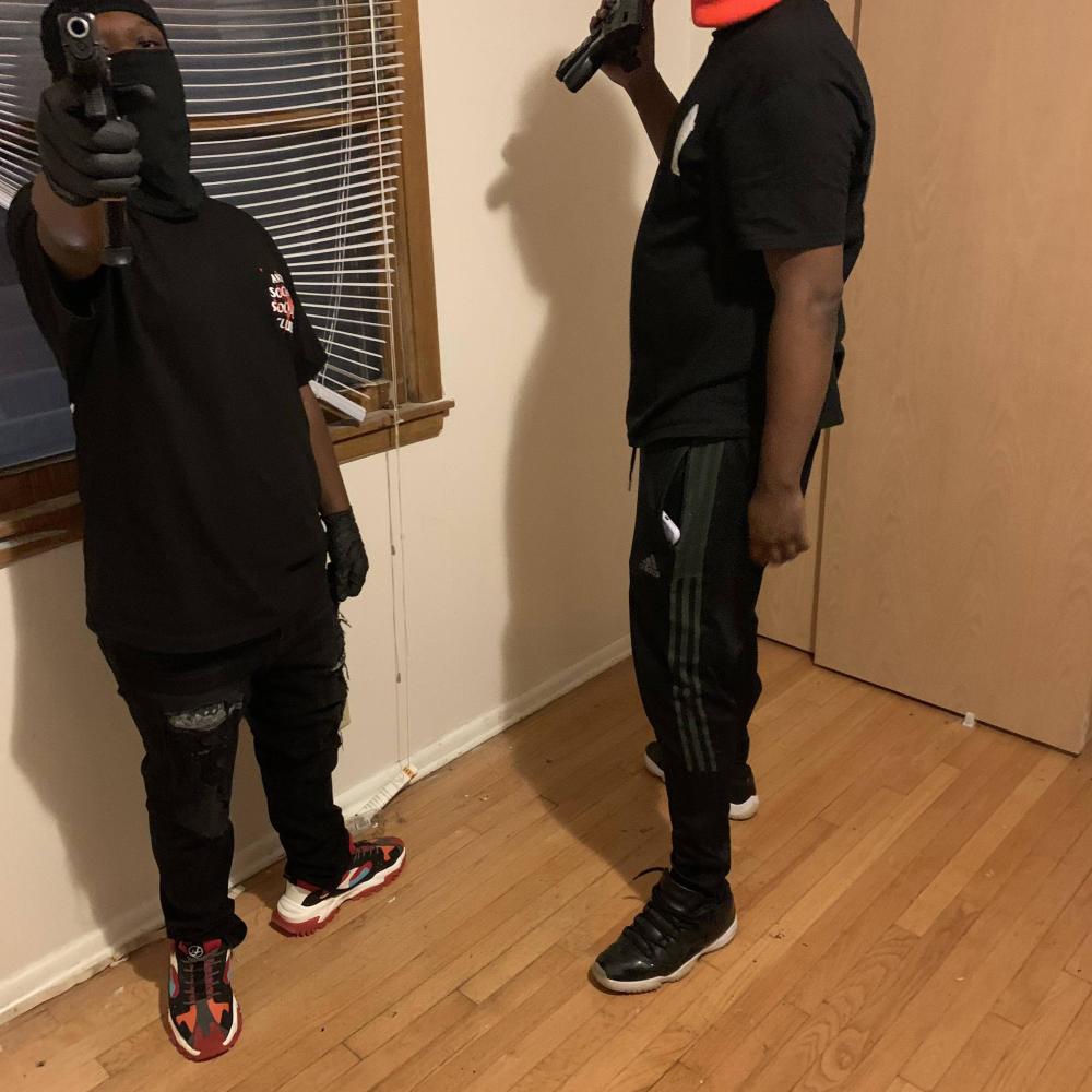 Backseat (feat. Kge alysse) (Explicit)