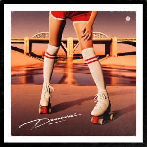 收聽Neon Valley的Dancin'歌詞歌曲