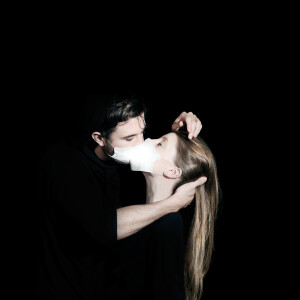 收听Oscar And The Wolf的You're Mine (DJ Antonio & Astero Remix)歌词歌曲
