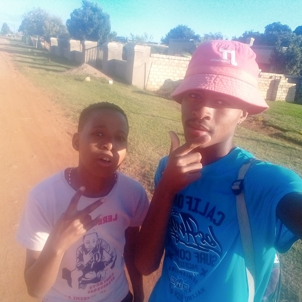 Dubai (feat. DJ_LAMONDRO Mawoza Leremi)