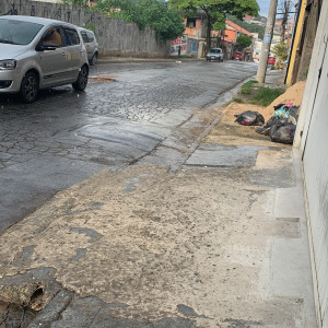 收聽meninofroze arquivado的Poder歌詞歌曲