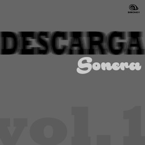 收聽Grupo Sierra Maestra的Amor de loca juventud (Remasterizado)歌詞歌曲