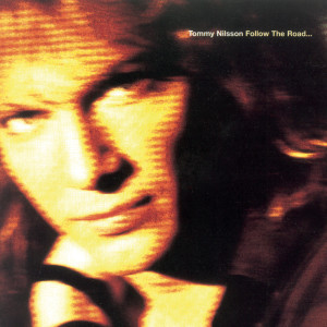 ดาวน์โหลดและฟังเพลง Miracle พร้อมเนื้อเพลงจาก Tommy Nilsson
