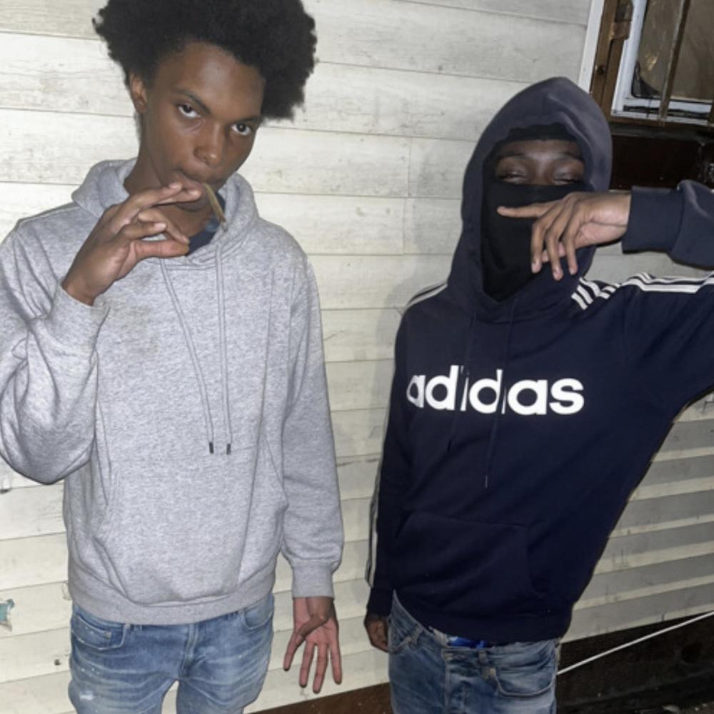 HOW U A OOTER (feat. Dumout & Kurry) (Explicit)