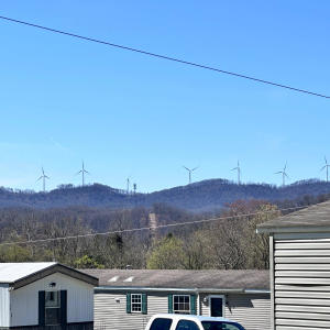 LiLSEWERSLiDE的專輯LOSiNG MYSELF iN THE MiDST OF WiNNiNG THE WAR (Explicit)