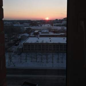 Dengarkan Outside the Window lagu dari Skoliks dengan lirik