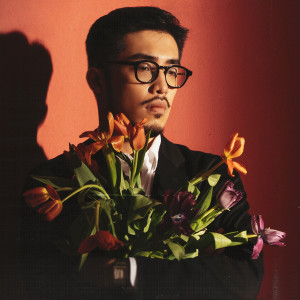 收聽Vũ的Bước Qua Mùa Cô Đơn歌詞歌曲