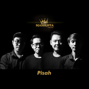 Pisah dari Mahkota Band