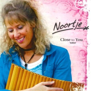 收聽Noortje van Middelkoop的Your Eye Is on the Sparrow (Ik Ren Naar U Toe)歌詞歌曲