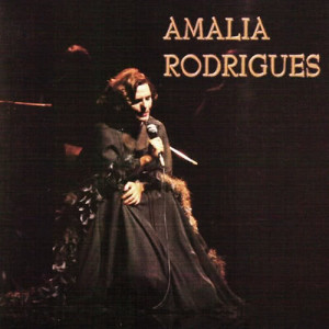 收聽Amália Rodrigues的La vie en rose (Live)歌詞歌曲