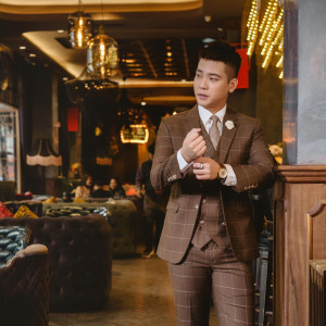 ดาวน์โหลดและฟังเพลง Ai Là Người Thương Em (Remix) พร้อมเนื้อเพลงจาก Quân A.P