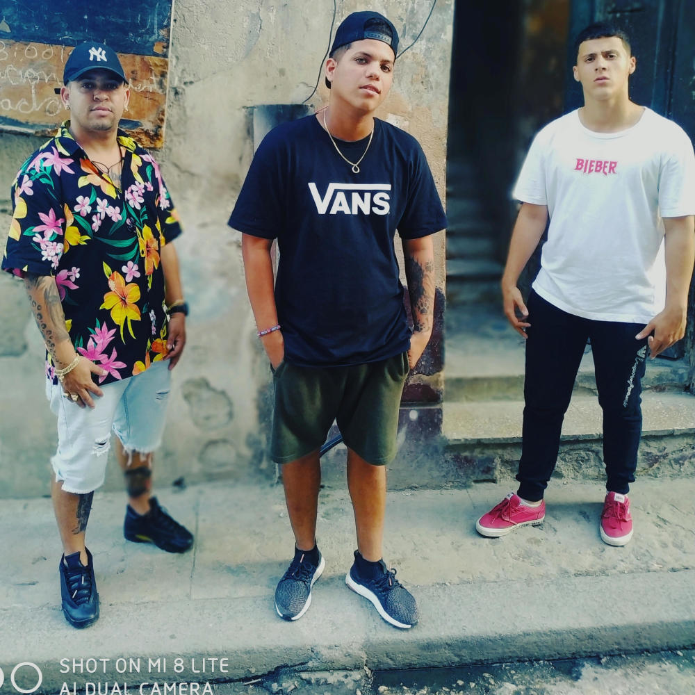 YA NO (feat. Chowa)