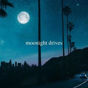 Dengarkan moonlight drives lagu dari AM3Y dengan lirik