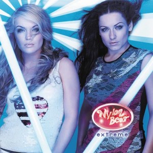 ดาวน์โหลดและฟังเพลง Shut up พร้อมเนื้อเพลงจาก NYLON BEAT