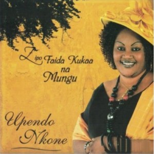 Dengarkan Uinuliwe lagu dari Upendo Nkone dengan lirik