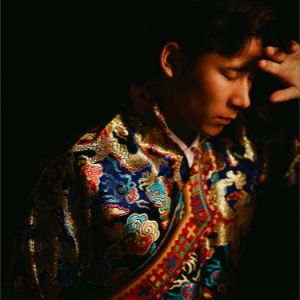 Listen to 大美川青 (完整版) song with lyrics from 王饼