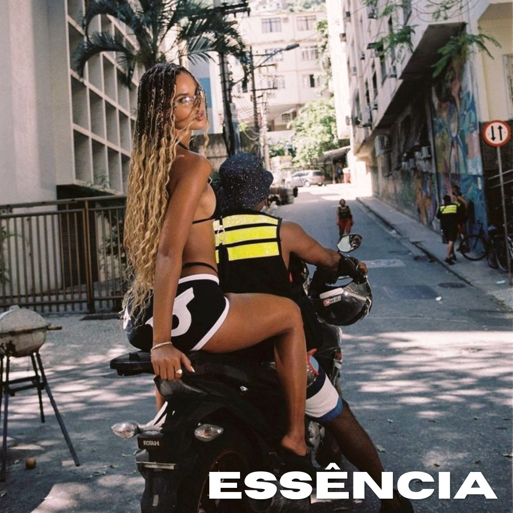 Essência