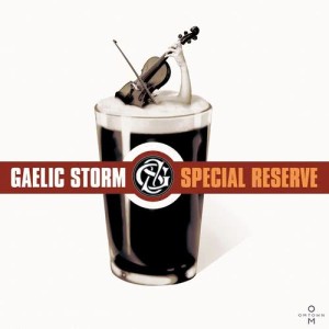 ดาวน์โหลดและฟังเพลง Johnny Jump Up/Morrison's Jig (Medley) พร้อมเนื้อเพลงจาก Gaelic Storm