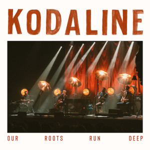 收聽Kodaline的Moving On (Live in Dublin / 2022)歌詞歌曲