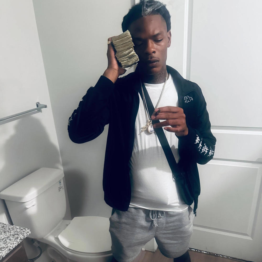 Saint Laurent (Explicit)
