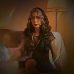 Dengarkan lagu เสียใจได้ยัง? (Cover) nyanyian CHAMOOK dengan lirik