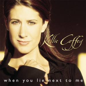 收聽Kellie Coffey的At The End Of The Day歌詞歌曲