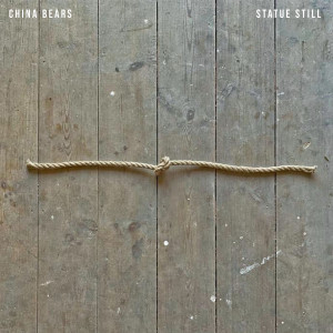 ดาวน์โหลดและฟังเพลง Statue Still พร้อมเนื้อเพลงจาก China Bears
